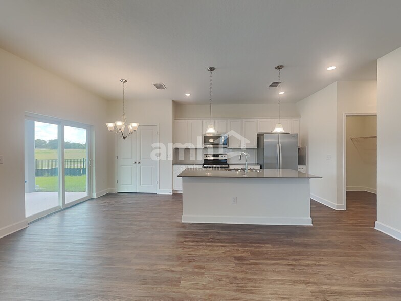 Building Photo - 1030 Walden Pond Dr