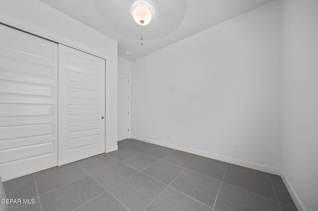 Building Photo - 5973 Cartagena Cir
