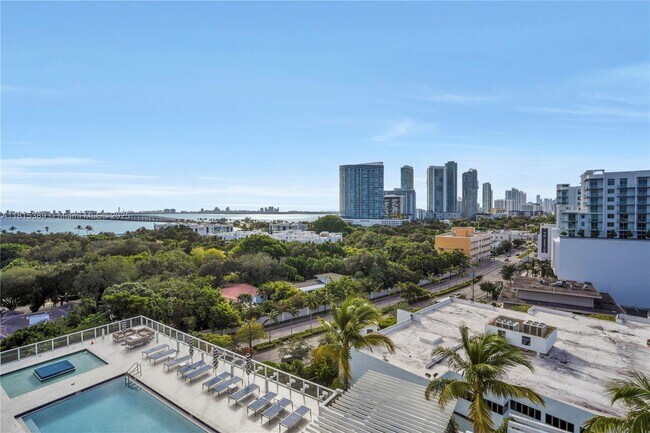 Building Photo - 4250 Biscayne Blvd