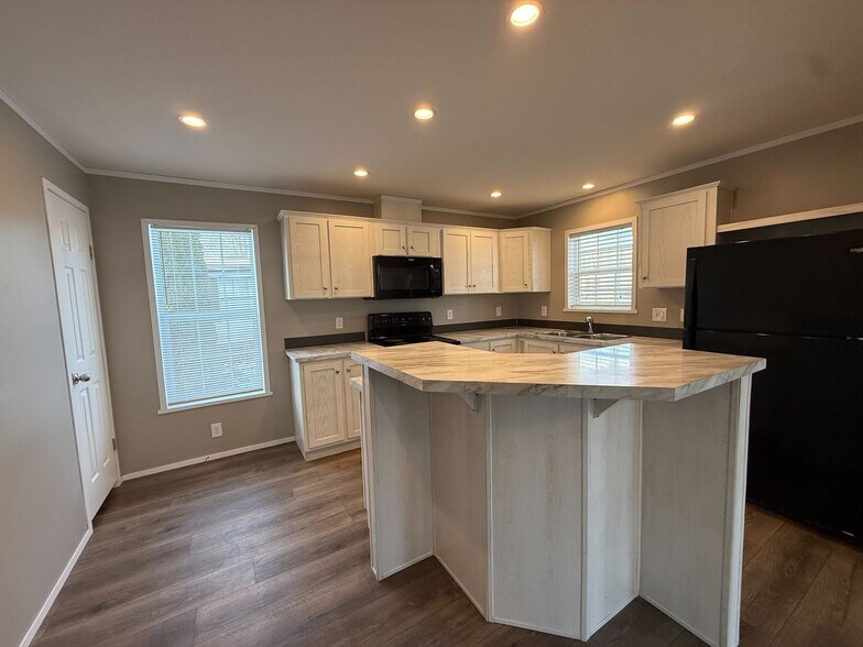 Building Photo - 71601 Juliet Ct