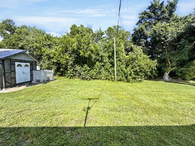 Building Photo - 2240 Safe Harbour Ct