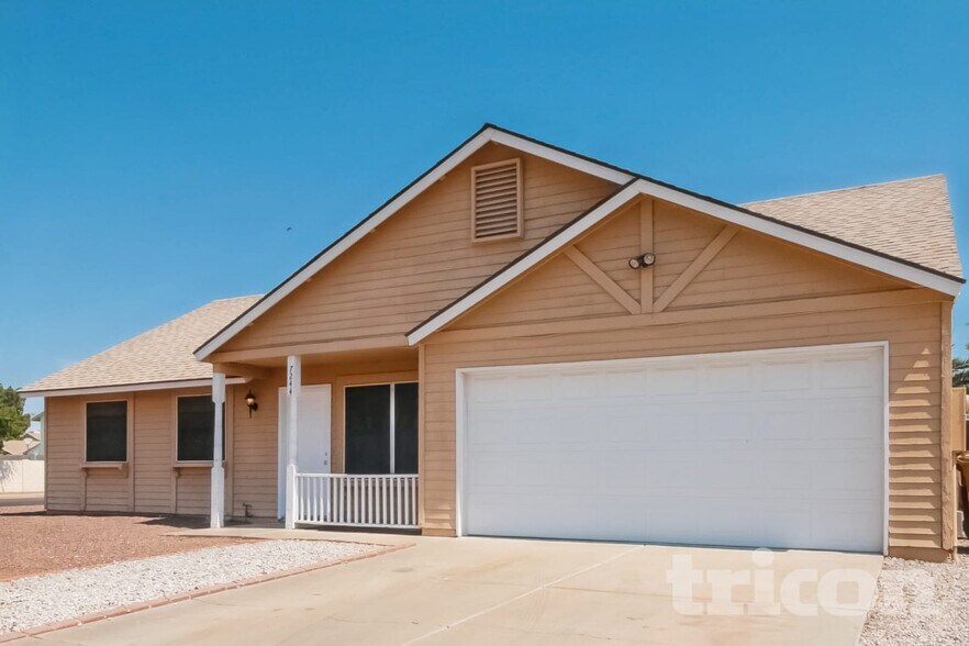 Building Photo - 7244 W Cameron Dr