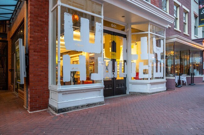 Building Photo - 675 E St NW
