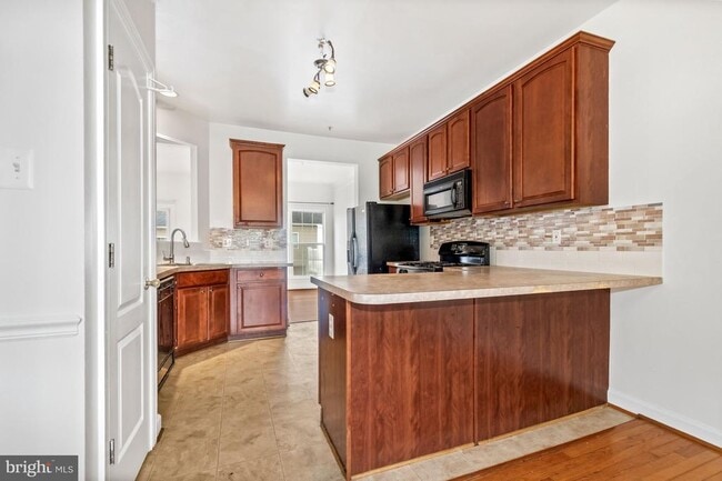 Building Photo - 3311 Castle Ridge Cir