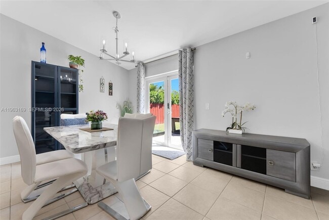 Building Photo - 3802 NW 1st Pl