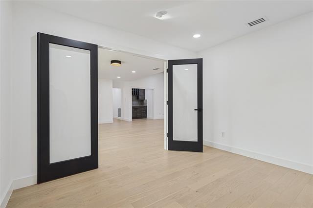 Building Photo - 12417 Quincy Ln