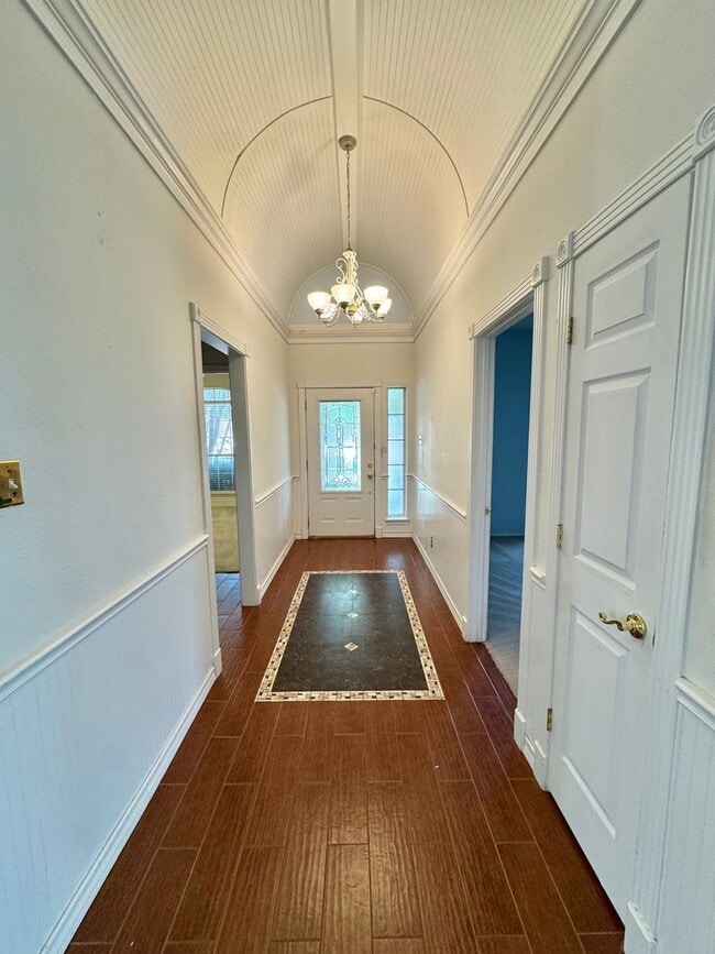 Building Photo - NOW AVAILABLE - Beautiful Patio Home in Southridge!!