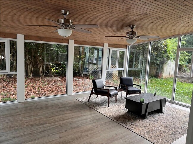 Building Photo - 2723 Bob White Trail NW