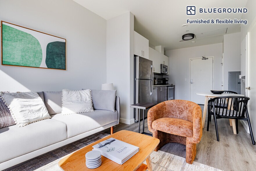 Building Photo - 485 Foley St