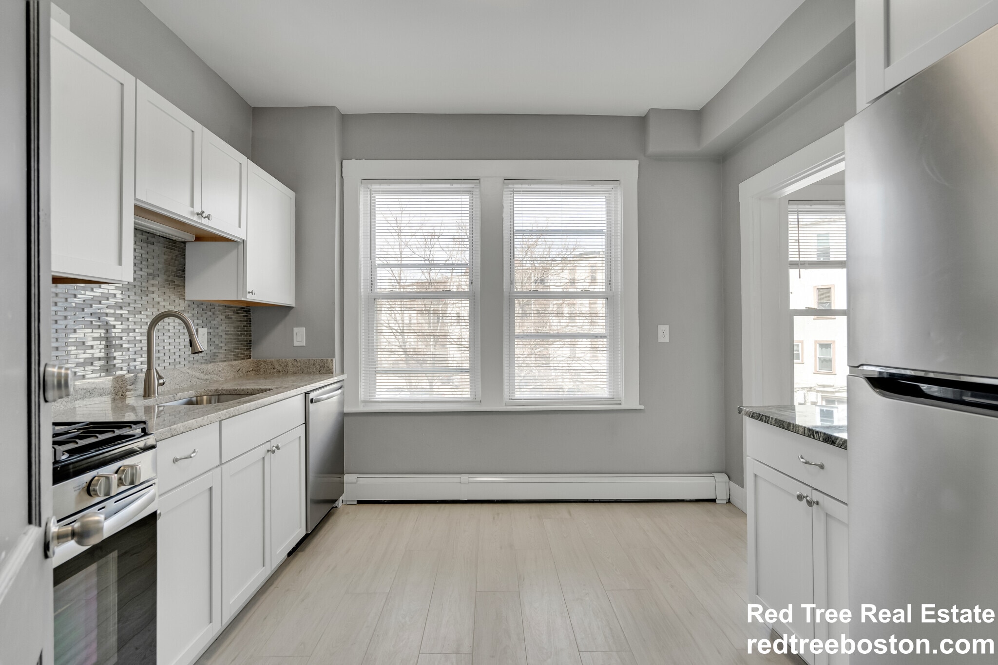 Building Photo - 142 Sutherland Rd