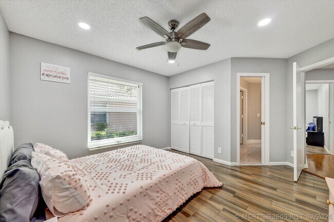 Building Photo - 10370 NW 50th Ct