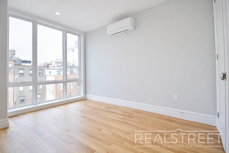 Building Photo - Stunning New 1 Bed in Bed Stuy Condo building