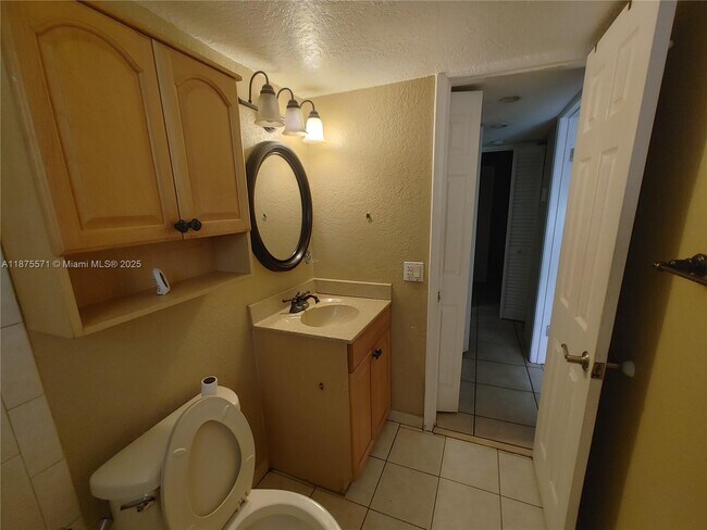 Building Photo - 2270 W 54th Pl