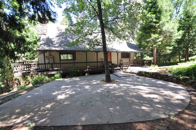 Primary Photo - 23660 Ontario Dr