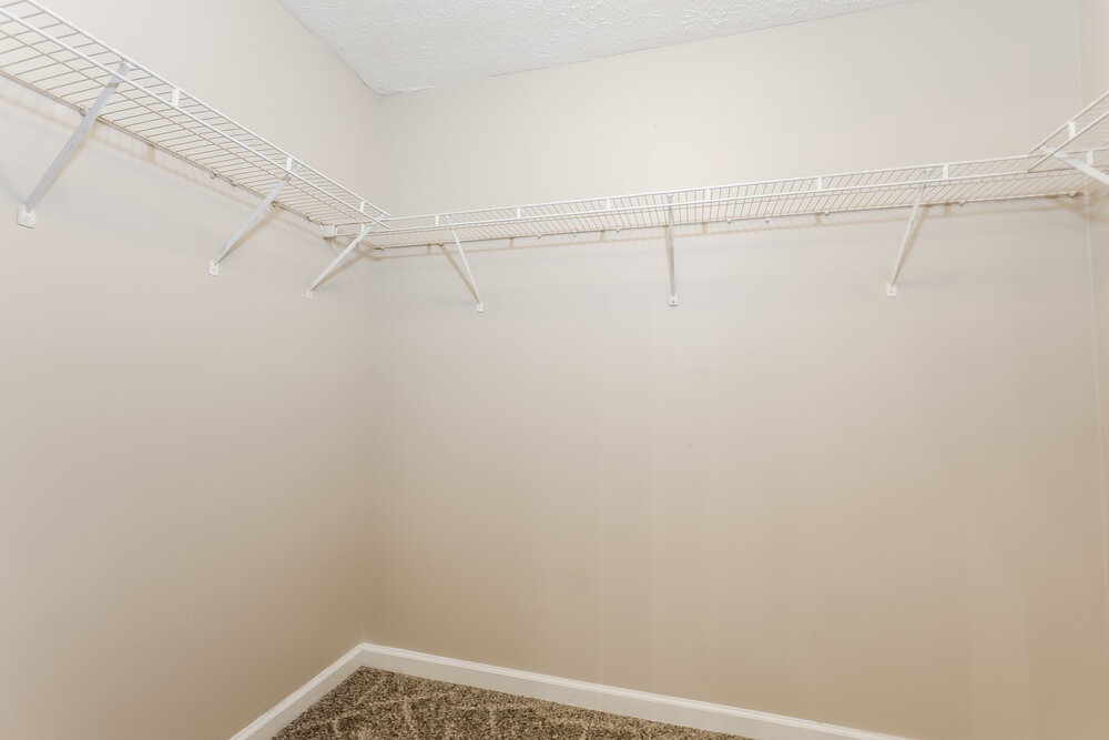 Building Photo - 102 Inverness Trce