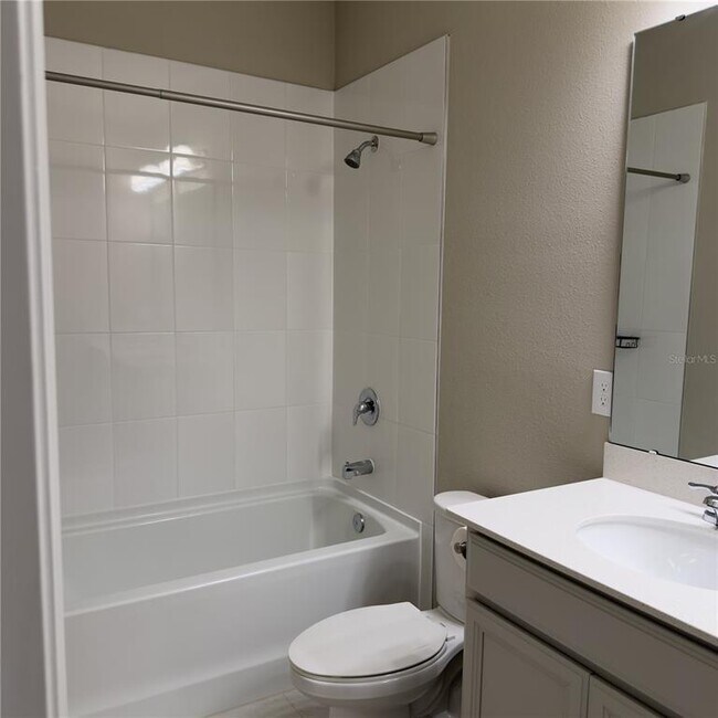 Building Photo - 14391 Braemar St