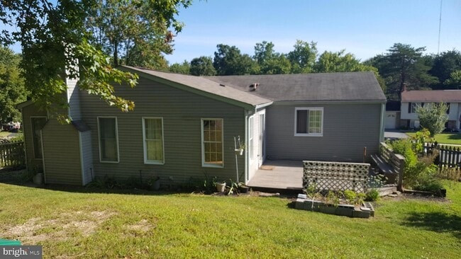 Building Photo - 9217 Briarchip St