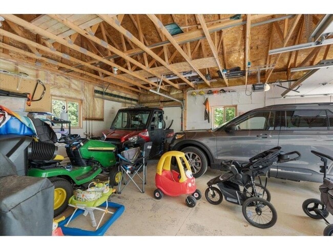 Building Photo - 11423 Fawn Lake Rd