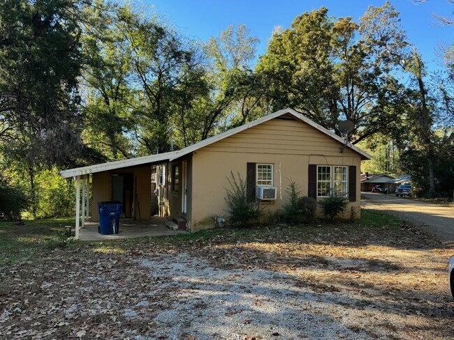 Building Photo - 202 Martin Luther King Rd
