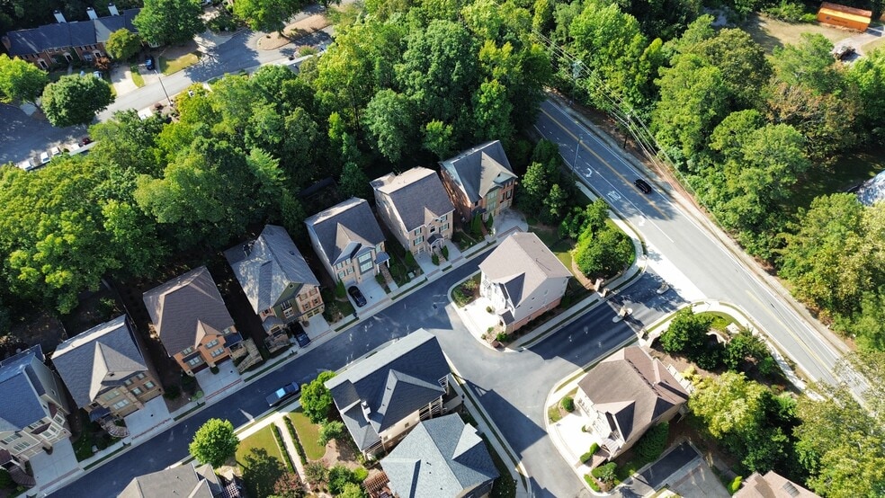 Building Photo - 7955 Magnolia Sq