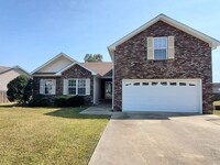 Building Photo - $1850 - 3 Bedroom 2.5 Bath + Bonus Room