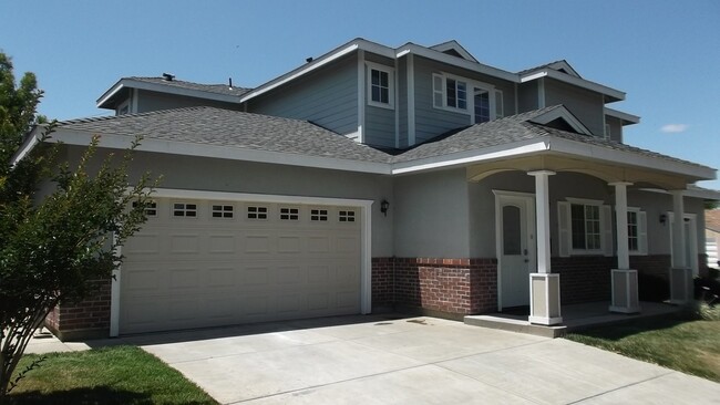 Building Photo - Excellent home 3bed/2bath home near UC Dav...