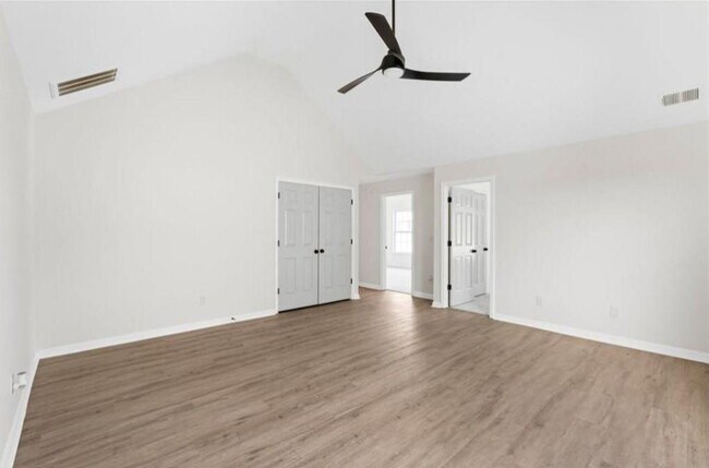 Building Photo - 4095 Arch Pass