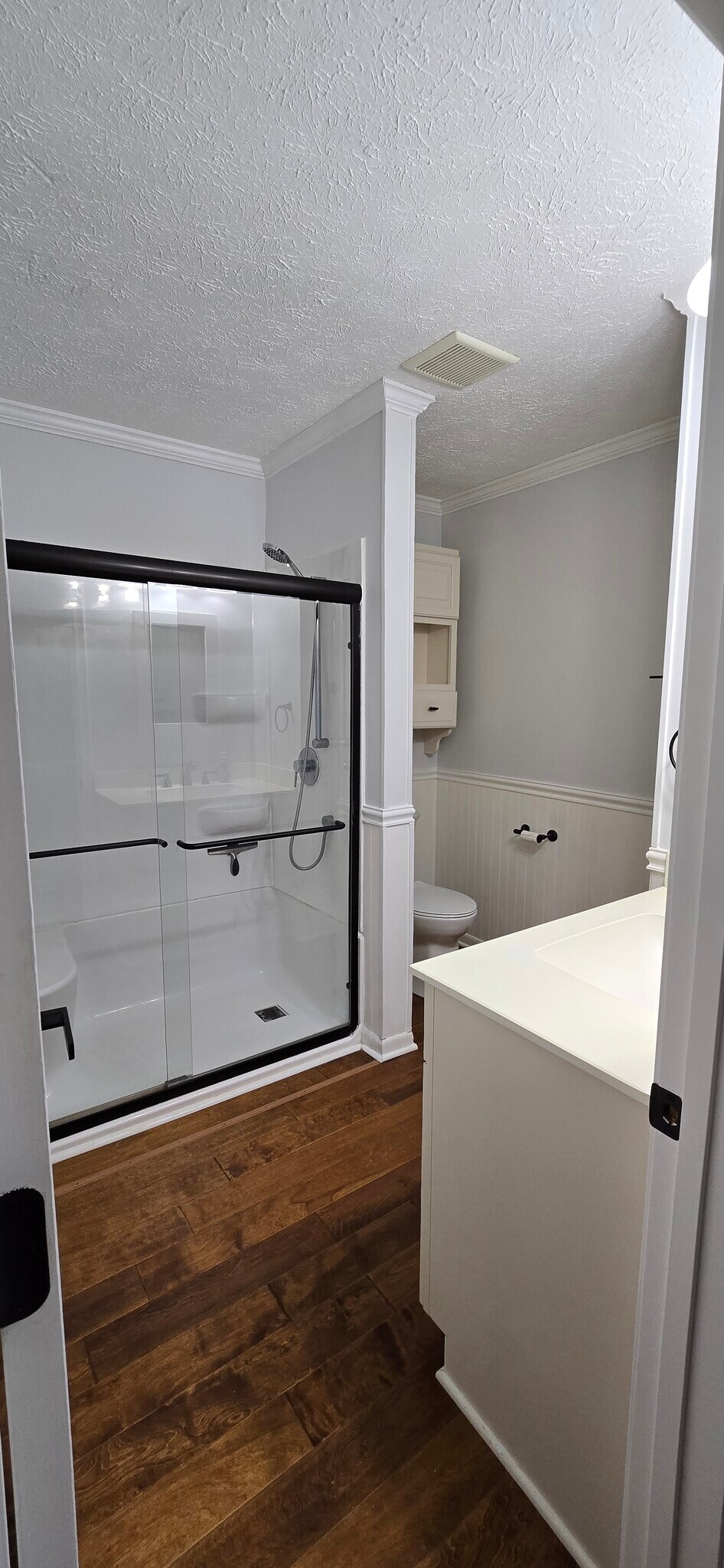 Building Photo - 757 Island Ct