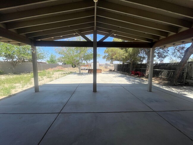 Building Photo - Littlerock 3 Bedroom