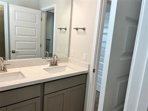 Building Photo - 1617 Coral Sunrise Trl