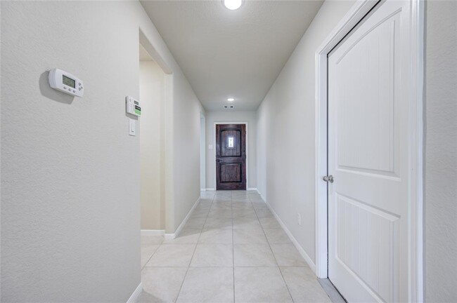 Building Photo - 2915 Iron Range Ct