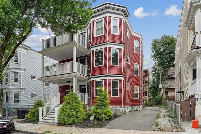 Building Photo - 40 Stockton St