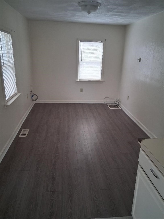 Building Photo - 101 Vine St