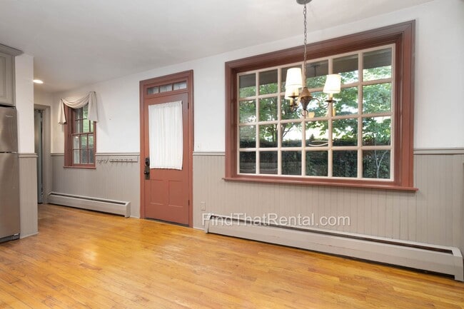 Building Photo - AVAILABLE NOW! Restored historic downtown Carlisle rental with fenced yard, pond, balcony, and ha...