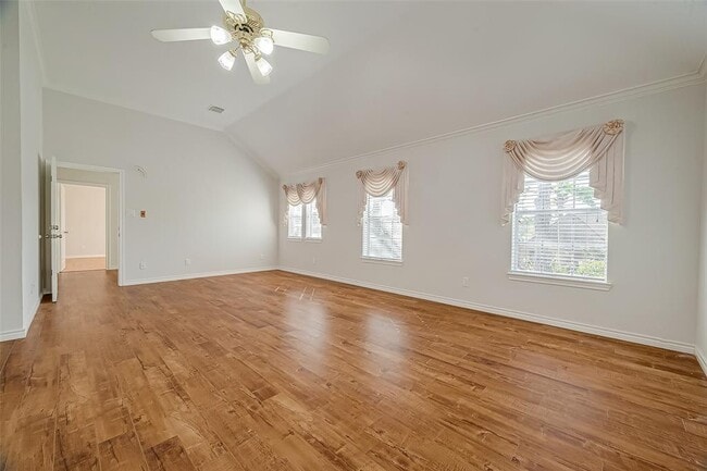 Building Photo - 2112 Limrick Dr