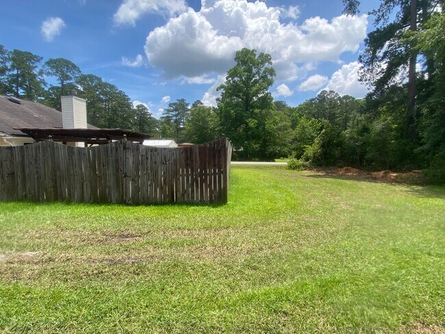 Building Photo - Rental In Rincon - Traditional Ranch