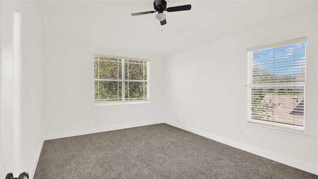 Building Photo - 641 Fort Thomas Pl