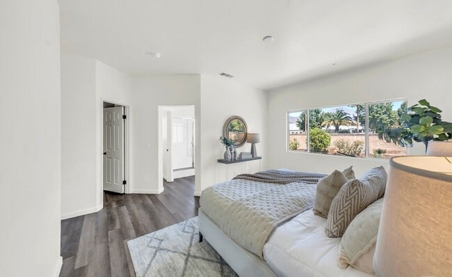 Building Photo - 1122 Alpine Ct