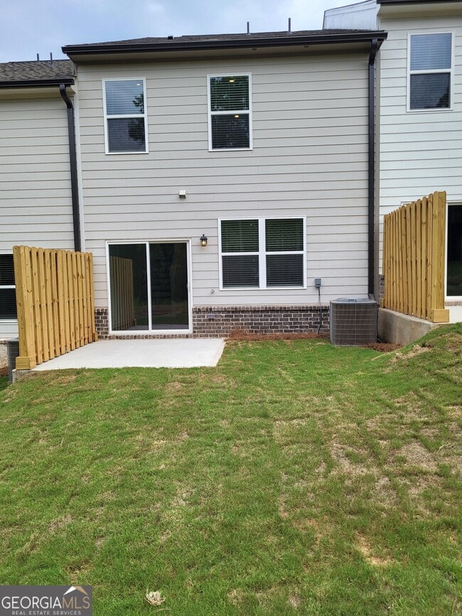 Building Photo - 248 Kenoot Dr