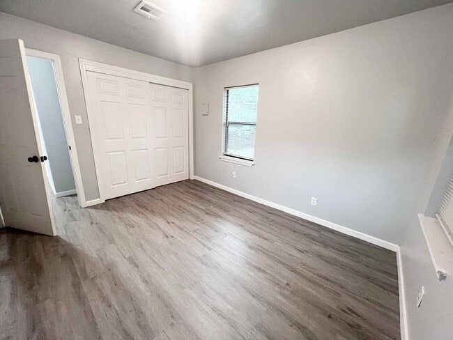 Building Photo - Updated Home in the Heart of NW OKC – Excellent Location!
