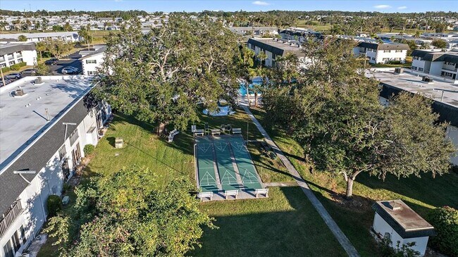 Building Photo - 102 47th Ave Dr W