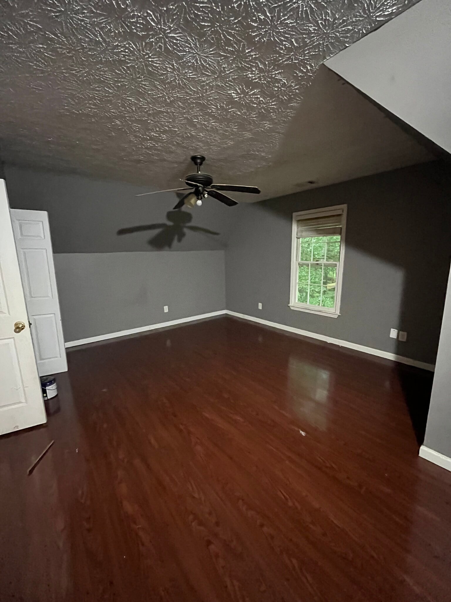Building Photo - 5042 Rosemeade Ct