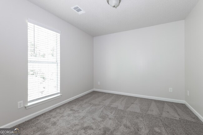 Building Photo - 4036 Angels Dr