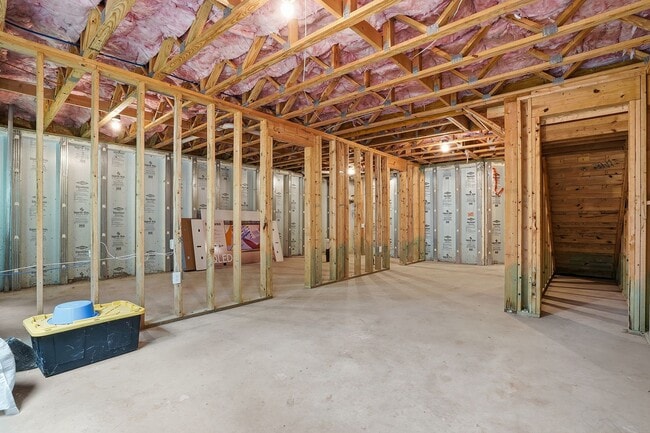 Building Photo - SPACIOUS AND BEAUTIFUL HOME IN MORRISVILLE-BRIER CREEK AREA