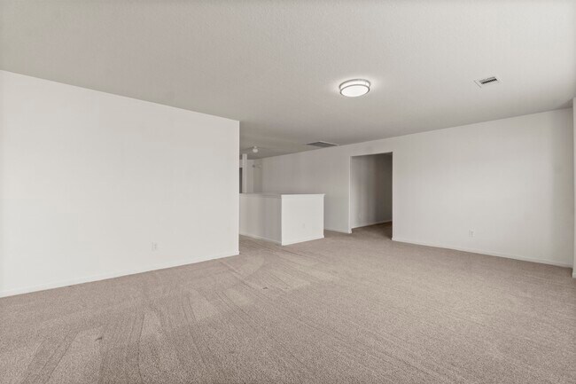 Building Photo - 16859 Blackberry Lily Ln