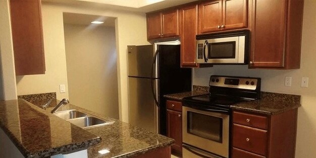 Building Photo - 1434 Marshall Rd