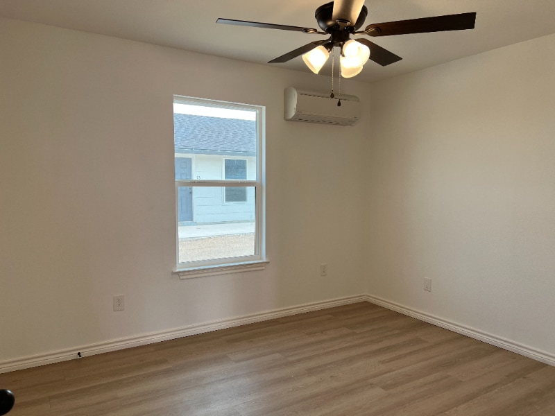 Building Photo - 3406 TX-36