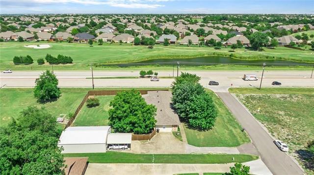 Building Photo - 16024 Plum Ln