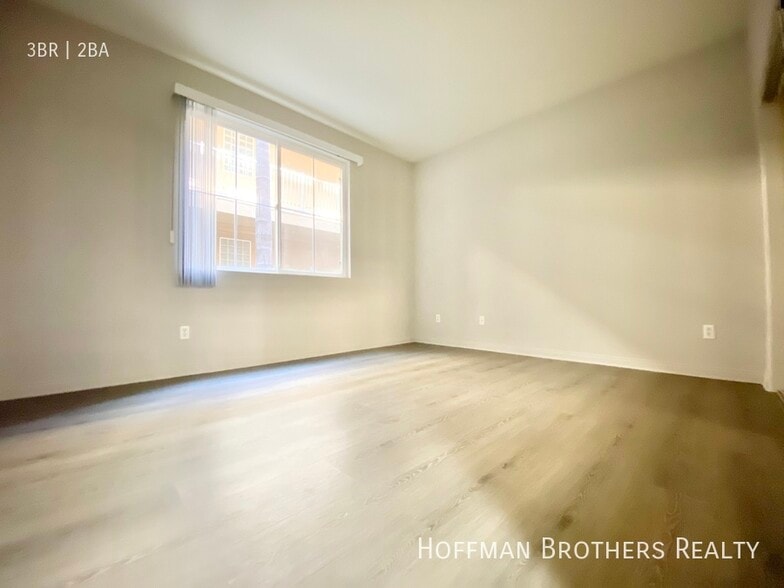 Building Photo - 3625 Jasmine Ave