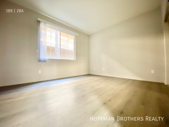 Building Photo - 3625 Jasmine Ave